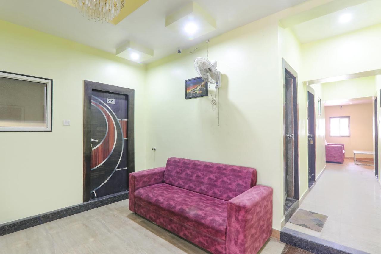 OYO 15530 Hotel G S Residency Varanasi Exterior foto