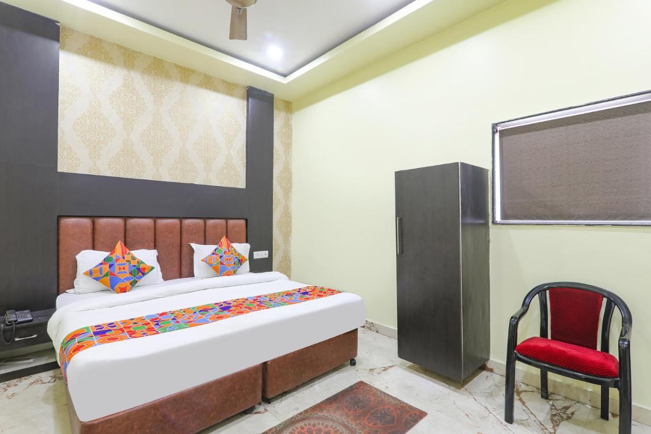 OYO 15530 Hotel G S Residency Varanasi Exterior foto