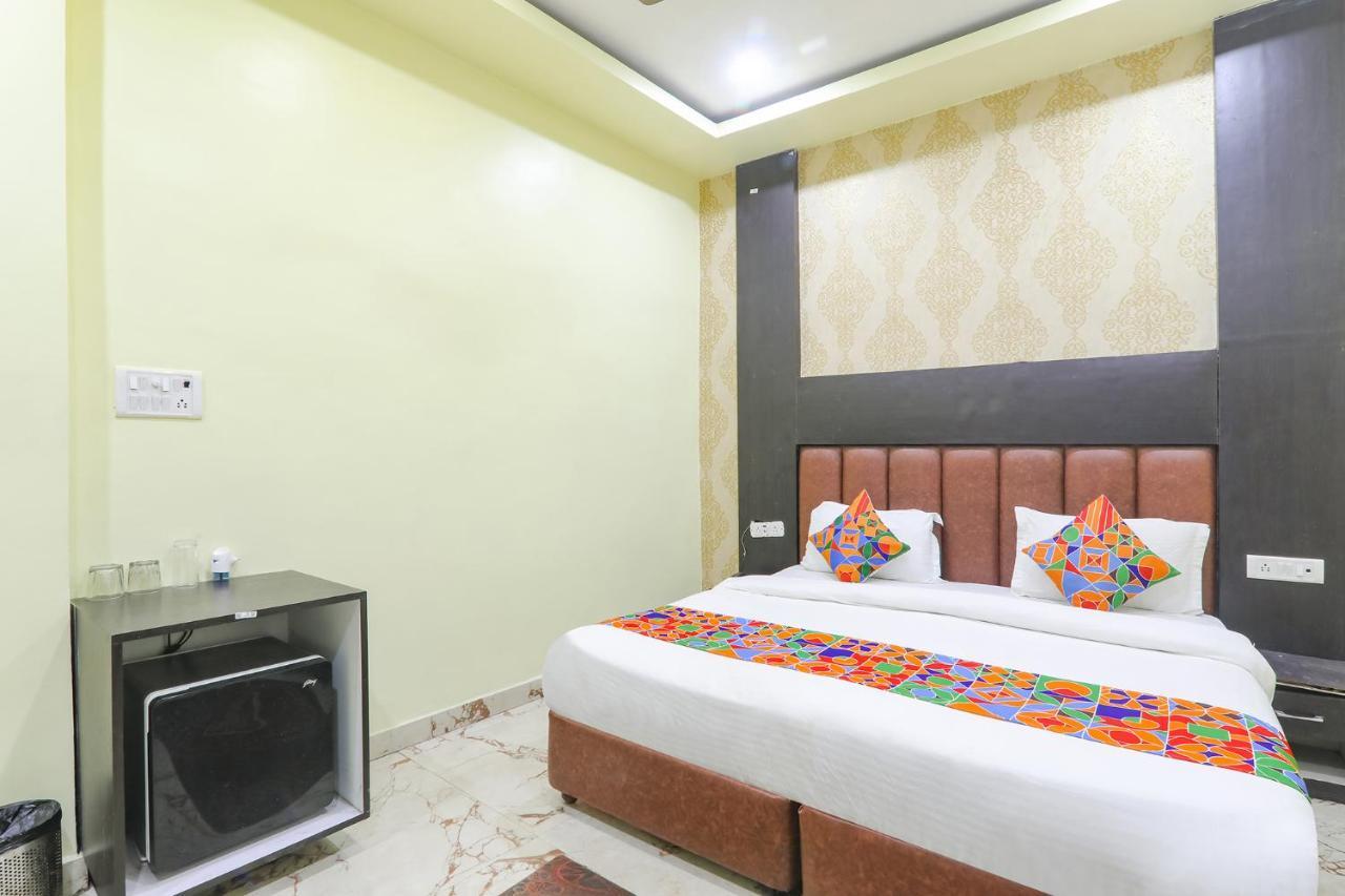 OYO 15530 Hotel G S Residency Varanasi Exterior foto