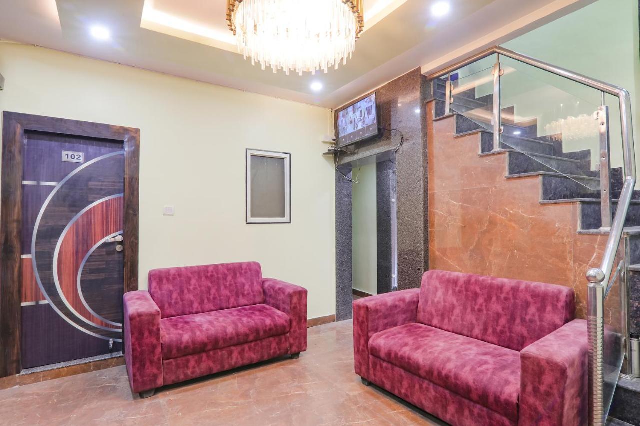 OYO 15530 Hotel G S Residency Varanasi Exterior foto